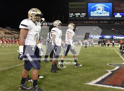 Thumbnail 3 in St. John Bosco vs Mater Dei (CIF-SS D1 Final) photogallery.