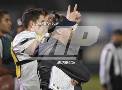Thumbnail 3 in St. John Bosco vs Mater Dei (CIF-SS D1 Final) photogallery.