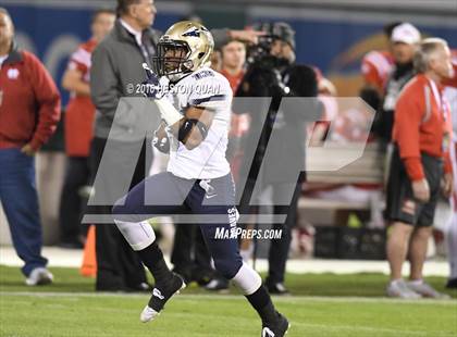 Thumbnail 2 in St. John Bosco vs Mater Dei (CIF-SS D1 Final) photogallery.