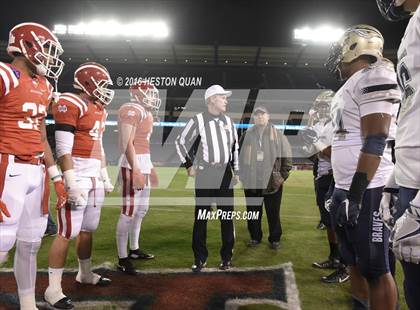 Thumbnail 2 in St. John Bosco vs Mater Dei (CIF-SS D1 Final) photogallery.