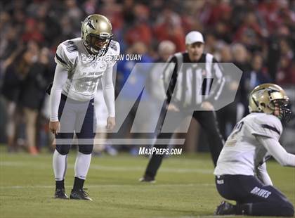 Thumbnail 3 in St. John Bosco vs Mater Dei (CIF-SS D1 Final) photogallery.