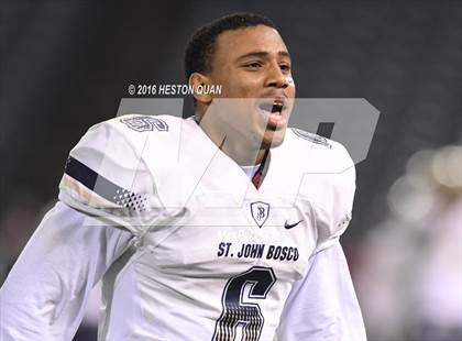 Thumbnail 3 in St. John Bosco vs Mater Dei (CIF-SS D1 Final) photogallery.