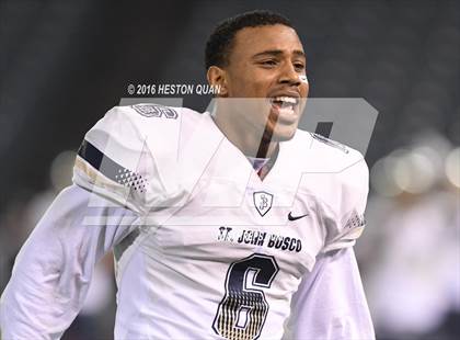 Thumbnail 2 in St. John Bosco vs Mater Dei (CIF-SS D1 Final) photogallery.