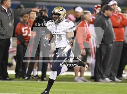 Thumbnail 1 in St. John Bosco vs Mater Dei (CIF-SS D1 Final) photogallery.