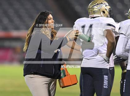 Thumbnail 3 in St. John Bosco vs Mater Dei (CIF-SS D1 Final) photogallery.