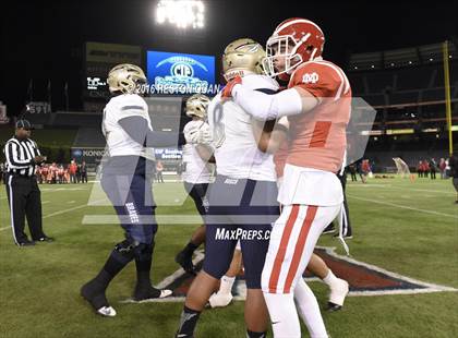 Thumbnail 2 in St. John Bosco vs Mater Dei (CIF-SS D1 Final) photogallery.