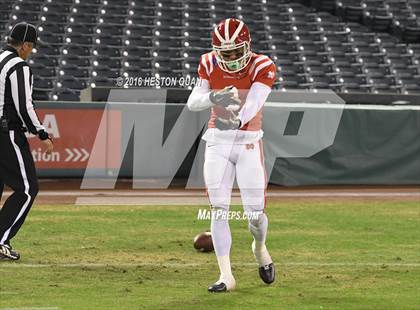 Thumbnail 3 in St. John Bosco vs Mater Dei (CIF-SS D1 Final) photogallery.