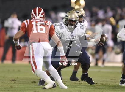 Thumbnail 3 in St. John Bosco vs Mater Dei (CIF-SS D1 Final) photogallery.