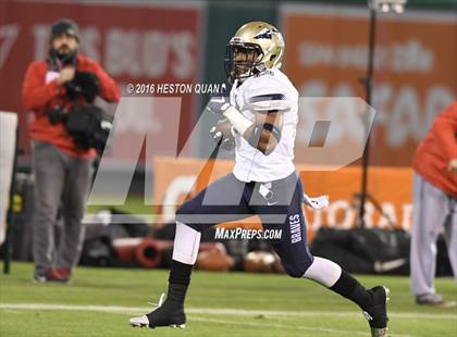 Thumbnail 2 in St. John Bosco vs Mater Dei (CIF-SS D1 Final) photogallery.