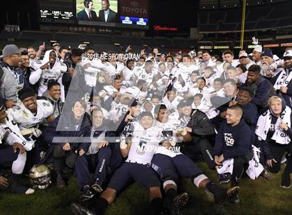 Thumbnail 1 in St. John Bosco vs Mater Dei (CIF-SS D1 Final) photogallery.