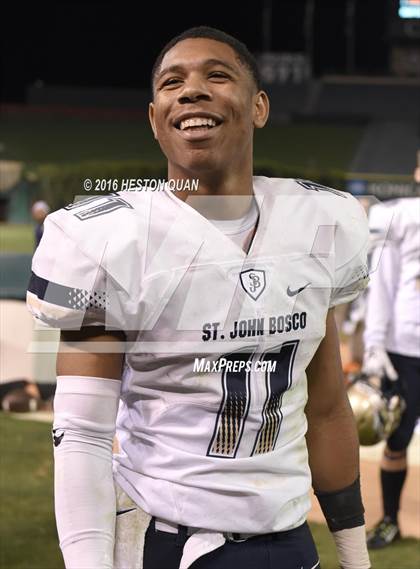 Thumbnail 3 in St. John Bosco vs Mater Dei (CIF-SS D1 Final) photogallery.