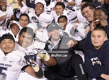 Thumbnail 3 in St. John Bosco vs Mater Dei (CIF-SS D1 Final) photogallery.
