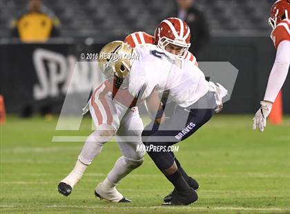 Thumbnail 2 in St. John Bosco vs Mater Dei (CIF-SS D1 Final) photogallery.