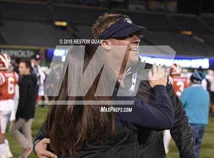 Thumbnail 2 in St. John Bosco vs Mater Dei (CIF-SS D1 Final) photogallery.