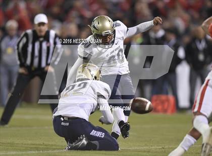 Thumbnail 1 in St. John Bosco vs Mater Dei (CIF-SS D1 Final) photogallery.