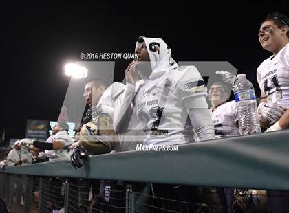 Thumbnail 3 in St. John Bosco vs Mater Dei (CIF-SS D1 Final) photogallery.