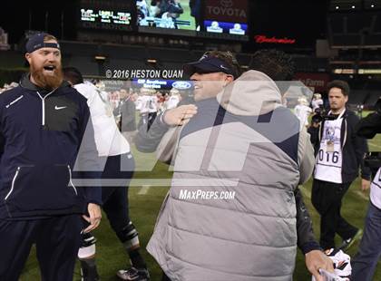 Thumbnail 2 in St. John Bosco vs Mater Dei (CIF-SS D1 Final) photogallery.