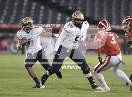 Thumbnail 3 in St. John Bosco vs Mater Dei (CIF-SS D1 Final) photogallery.