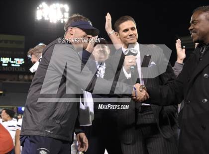 Thumbnail 2 in St. John Bosco vs Mater Dei (CIF-SS D1 Final) photogallery.