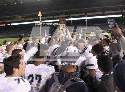 Thumbnail 2 in St. John Bosco vs Mater Dei (CIF-SS D1 Final) photogallery.