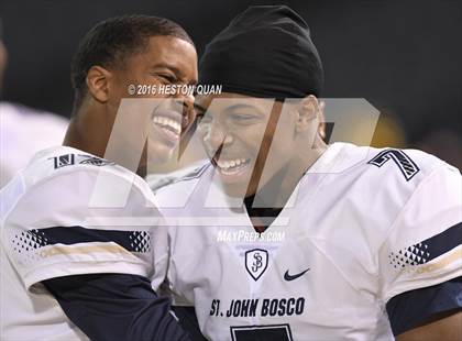 Thumbnail 2 in St. John Bosco vs Mater Dei (CIF-SS D1 Final) photogallery.