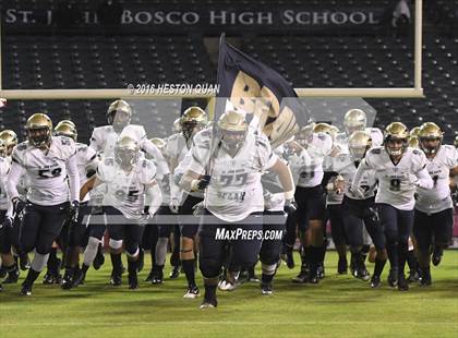Thumbnail 3 in St. John Bosco vs Mater Dei (CIF-SS D1 Final) photogallery.