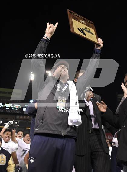 Thumbnail 1 in St. John Bosco vs Mater Dei (CIF-SS D1 Final) photogallery.