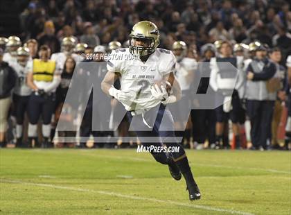 Thumbnail 3 in St. John Bosco vs Mater Dei (CIF-SS D1 Final) photogallery.