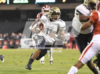 Thumbnail 3 in St. John Bosco vs Mater Dei (CIF-SS D1 Final) photogallery.