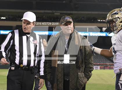 Thumbnail 3 in St. John Bosco vs Mater Dei (CIF-SS D1 Final) photogallery.