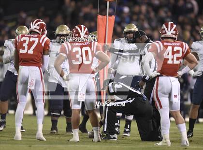 Thumbnail 3 in St. John Bosco vs Mater Dei (CIF-SS D1 Final) photogallery.