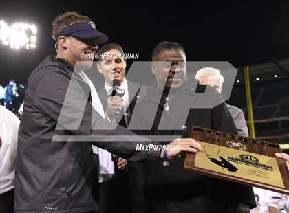 Thumbnail 3 in St. John Bosco vs Mater Dei (CIF-SS D1 Final) photogallery.
