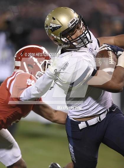 Thumbnail 3 in St. John Bosco vs Mater Dei (CIF-SS D1 Final) photogallery.