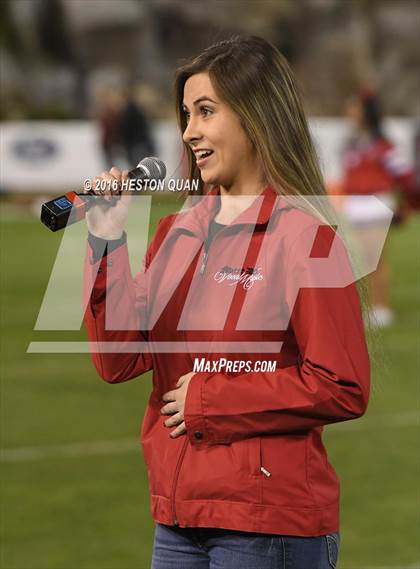 Thumbnail 3 in St. John Bosco vs Mater Dei (CIF-SS D1 Final) photogallery.