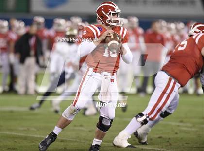 Thumbnail 2 in St. John Bosco vs Mater Dei (CIF-SS D1 Final) photogallery.
