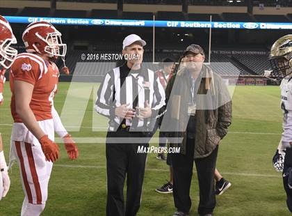 Thumbnail 3 in St. John Bosco vs Mater Dei (CIF-SS D1 Final) photogallery.