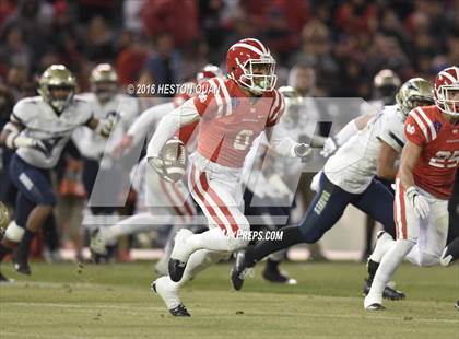 Thumbnail 3 in St. John Bosco vs Mater Dei (CIF-SS D1 Final) photogallery.