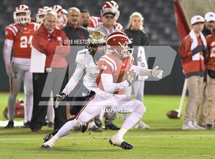 Thumbnail 3 in St. John Bosco vs Mater Dei (CIF-SS D1 Final) photogallery.
