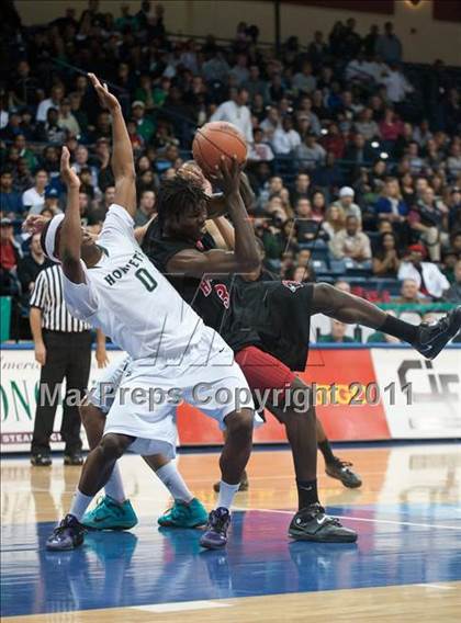 Thumbnail 2 in Hoover vs Lincoln (CIF SDS D2 Final) photogallery.