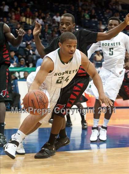 Thumbnail 2 in Hoover vs Lincoln (CIF SDS D2 Final) photogallery.