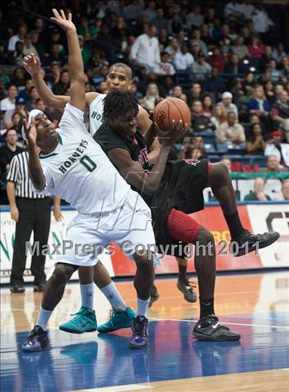 Thumbnail 3 in Hoover vs Lincoln (CIF SDS D2 Final) photogallery.