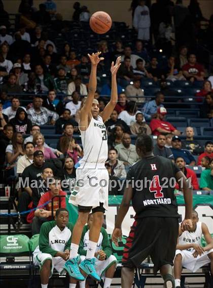 Thumbnail 3 in Hoover vs Lincoln (CIF SDS D2 Final) photogallery.
