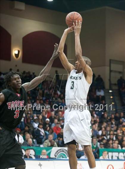 Thumbnail 3 in Hoover vs Lincoln (CIF SDS D2 Final) photogallery.