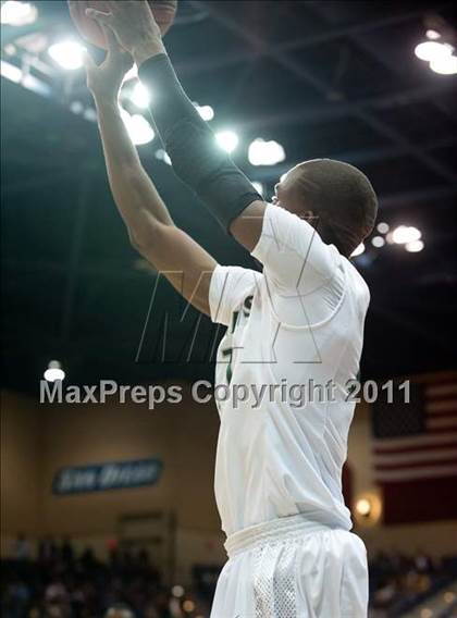 Thumbnail 2 in Hoover vs Lincoln (CIF SDS D2 Final) photogallery.