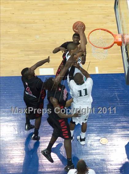 Thumbnail 1 in Hoover vs Lincoln (CIF SDS D2 Final) photogallery.