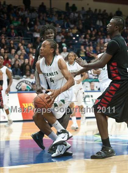 Thumbnail 3 in Hoover vs Lincoln (CIF SDS D2 Final) photogallery.