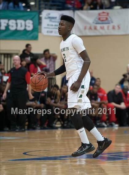 Thumbnail 1 in Hoover vs Lincoln (CIF SDS D2 Final) photogallery.