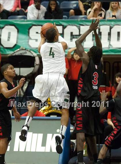 Thumbnail 1 in Hoover vs Lincoln (CIF SDS D2 Final) photogallery.