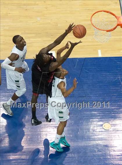 Thumbnail 2 in Hoover vs Lincoln (CIF SDS D2 Final) photogallery.