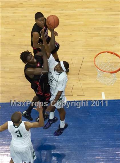 Thumbnail 2 in Hoover vs Lincoln (CIF SDS D2 Final) photogallery.